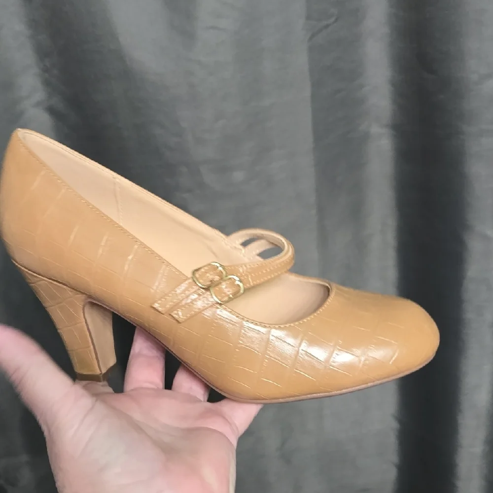 8 Wide Journee Collection Tan Mary Jane Heels